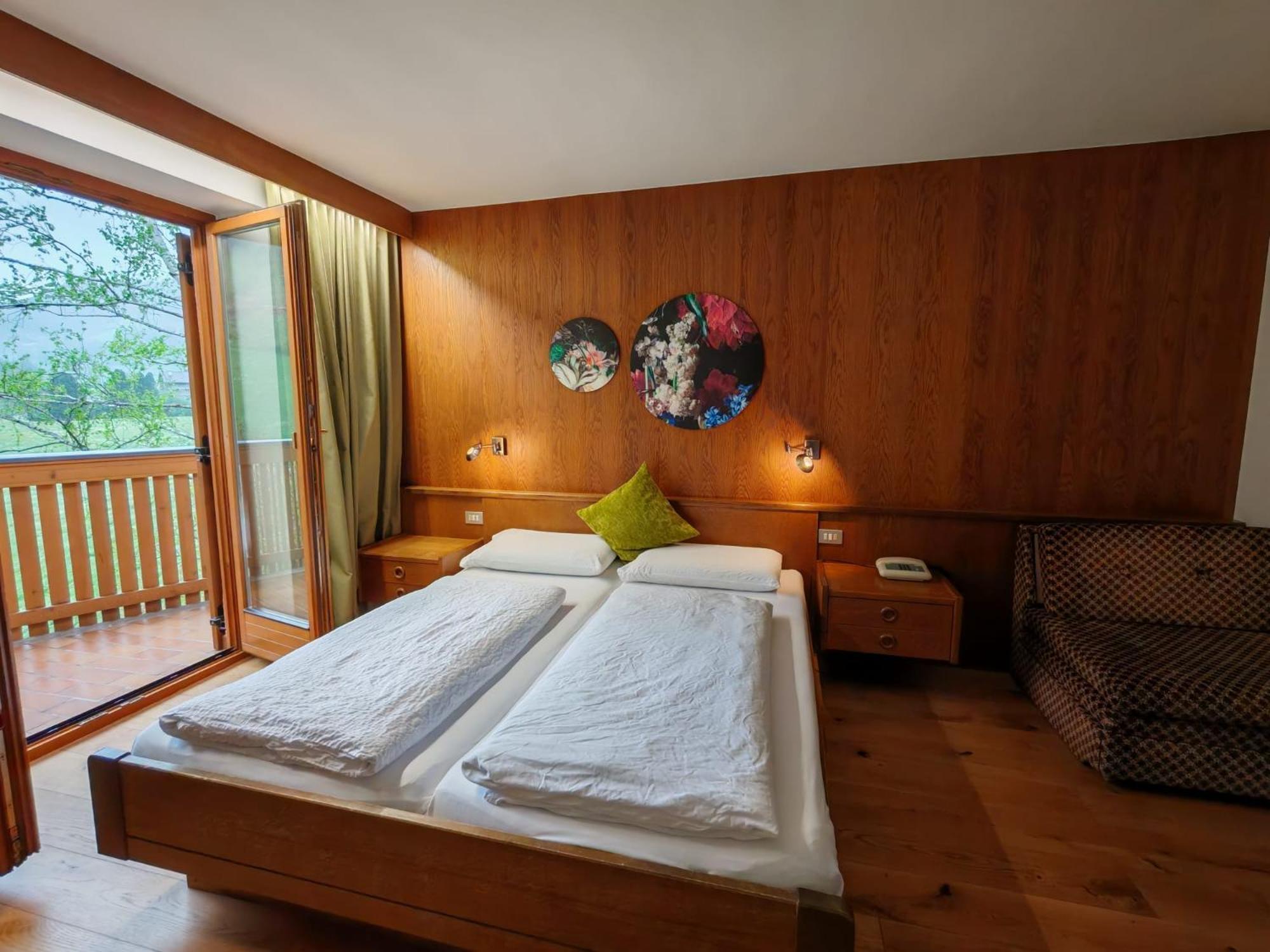 Hotel Alpenblick Sarentino 外观 照片