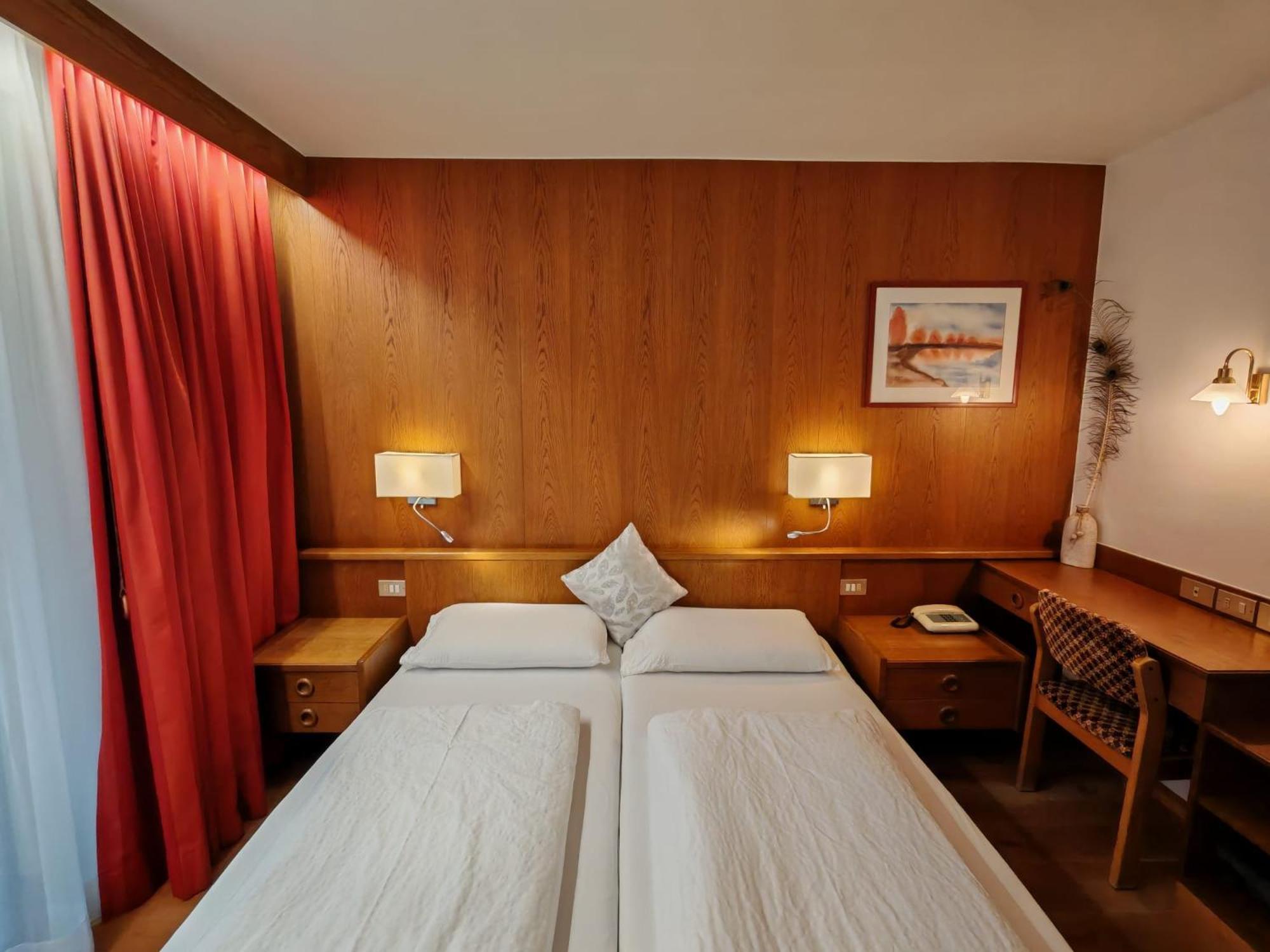 Hotel Alpenblick Sarentino 外观 照片