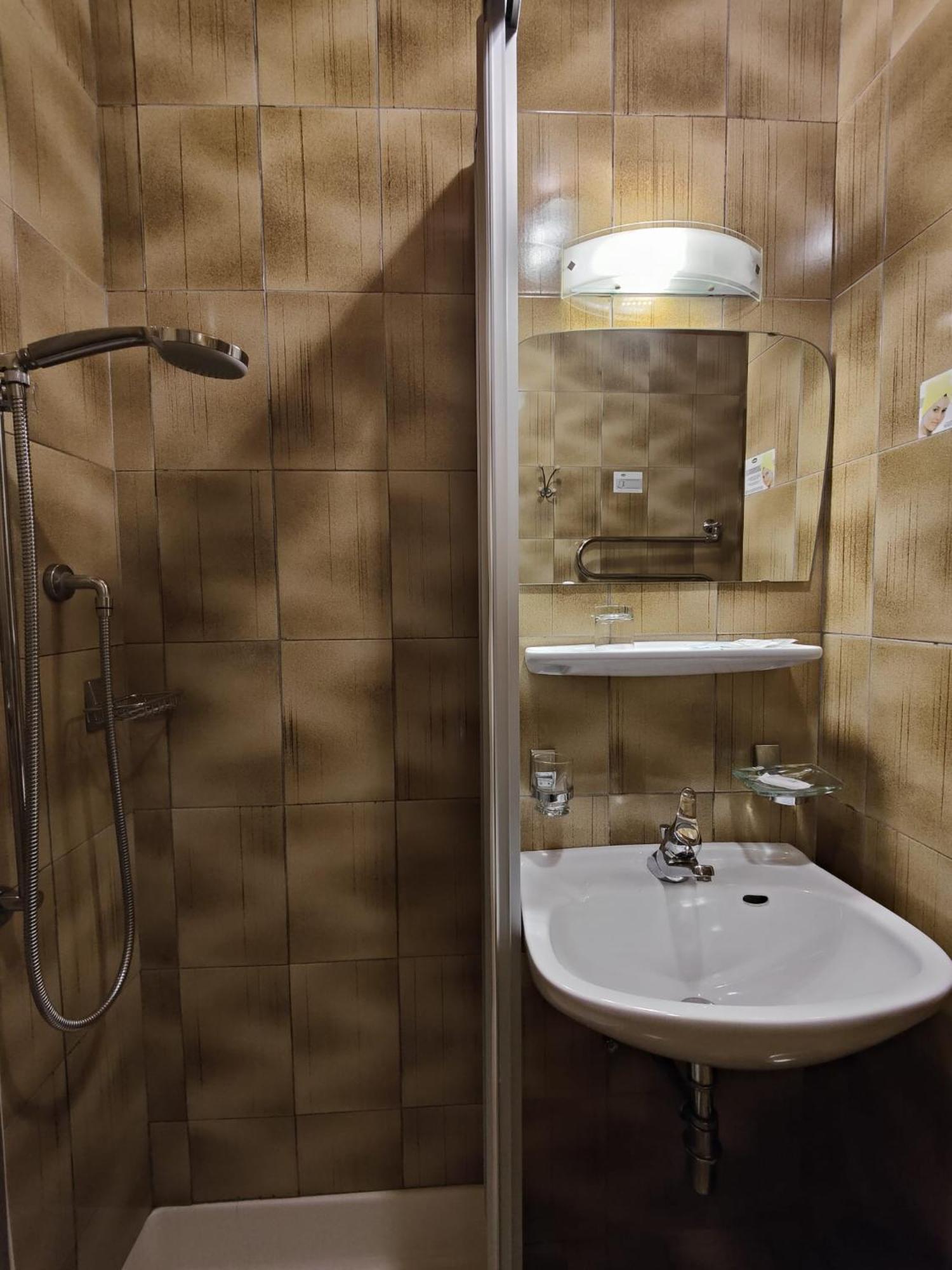 Hotel Alpenblick Sarentino 外观 照片